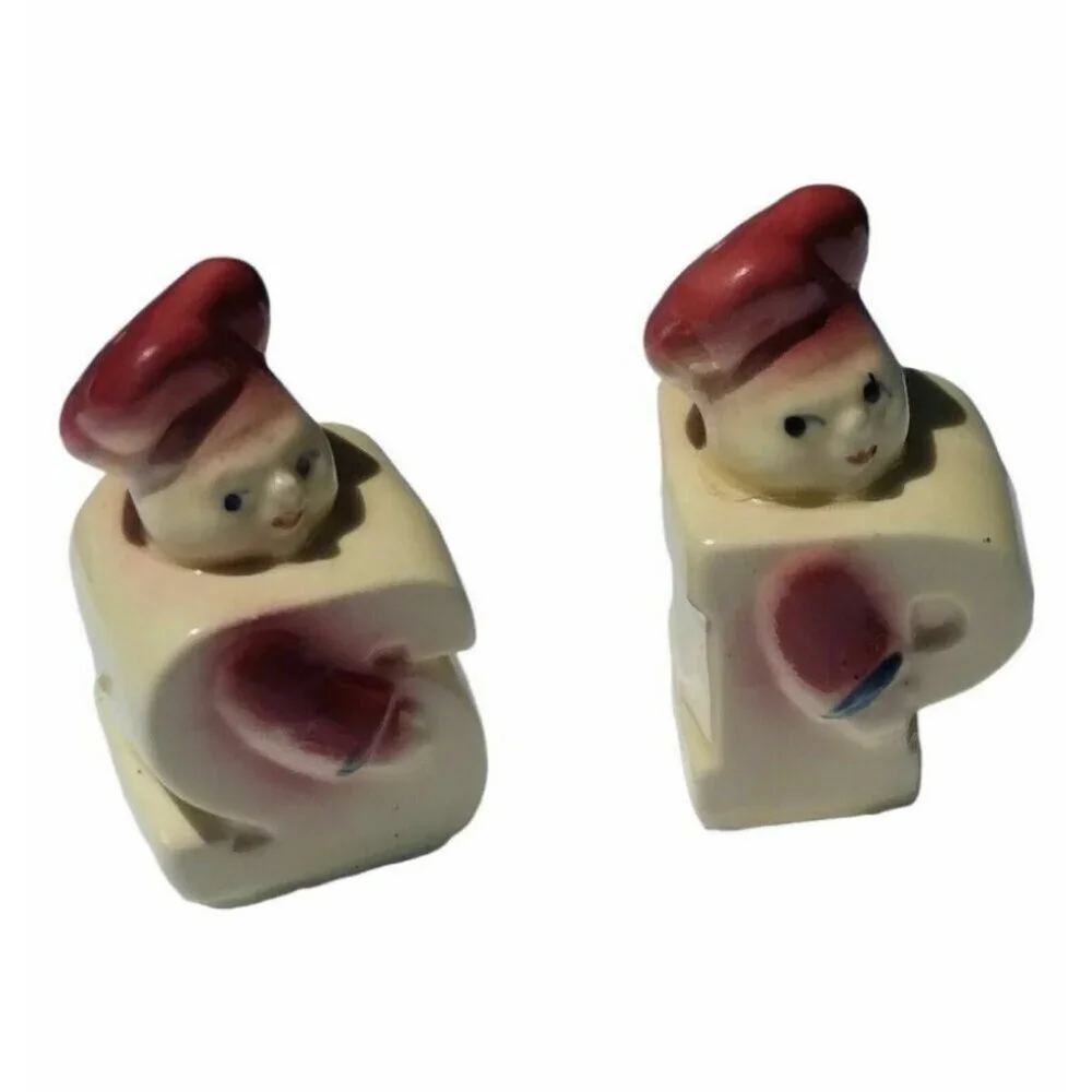 1950s Salt & Pepper Shakers Baker Pair in the Shape of 'P' and 'S' Vintage!‎